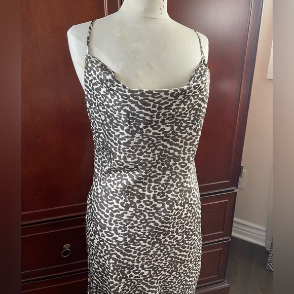 APPARIS animal print long midi slip dress medium - Picture 5 of 10